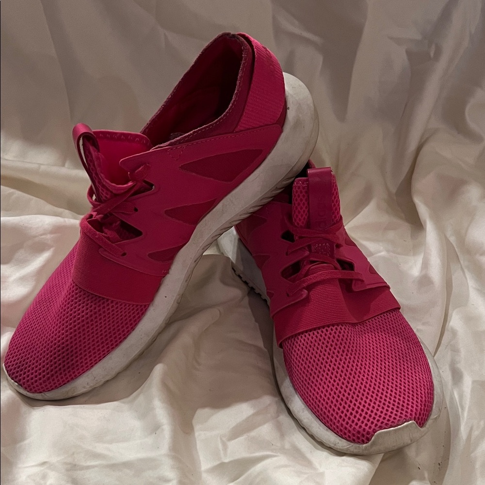 Adidas Women's Vibrant Pink Athletic Shoes